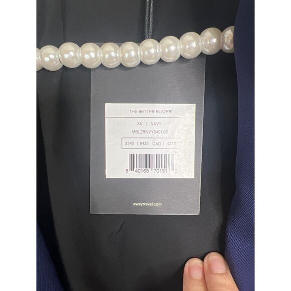 AWAY Travel NWT The Better Blazer Travel Blazer in Navy Size XS - Picture 5 of 7